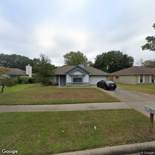 Foto principal - 10022 Green Valley Ln