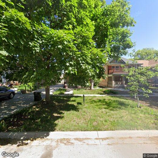Foto principal - HIstoric 4 bedroom-Available NOW!