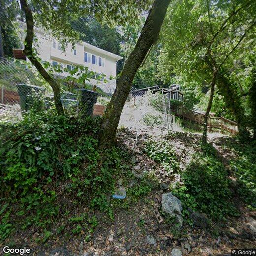Primary Photo - 140 Redwood Dr