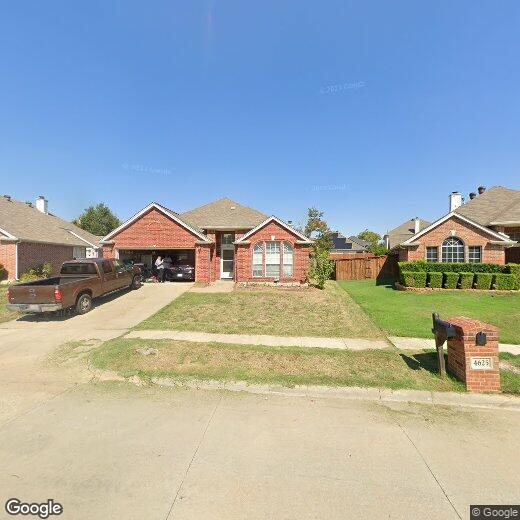 Foto principal - 4621 Park Downs Dr