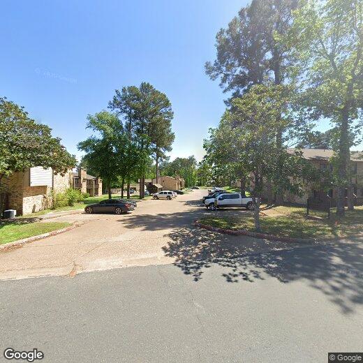 Primary Photo - 2521 Crosstimbers St