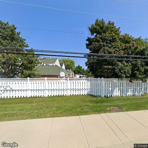 Primary Photo - 102 Huntington St