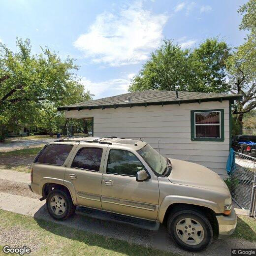 Primary Photo - 1737 Oak Hill Cir
