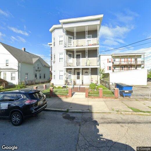 70 Burnside Ave Unit 1F, Woonsocket, RI 02895 Room for Rent in