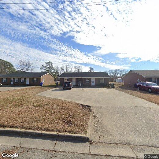 Primary Photo - 1704 Snowden Drive