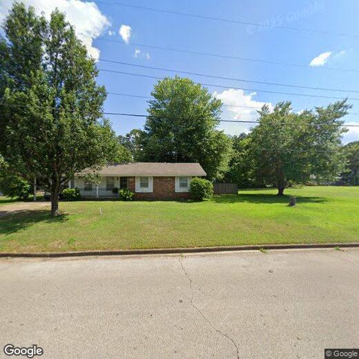 3 br, 2 bath House 1303 Bienville St House Rental in Tupelo, MS