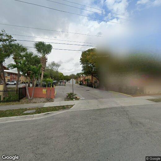 Foto principal - 101 NE 41st St