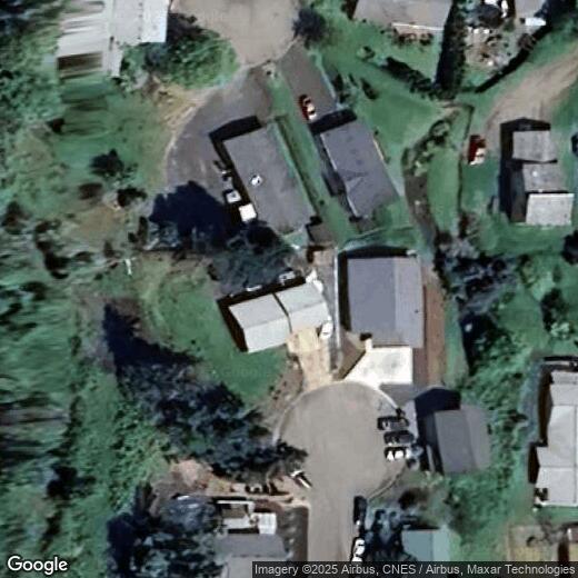 Primary Photo - 138 NW Makah Ct