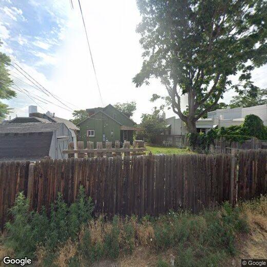 Foto principal - 1345 Lipan St