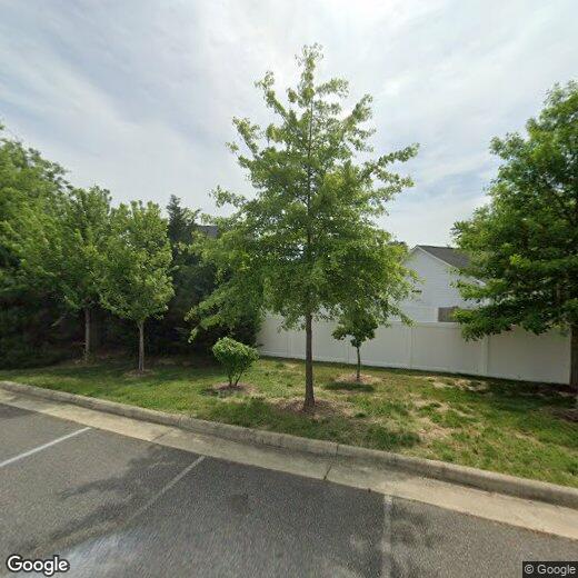Primary Photo - Beautiful 4-Bedroom Home with Convenient L...