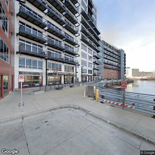 Primary Photo - 106 W Seeboth St