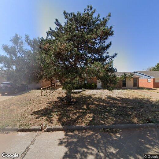 1317 Inis St, Altus, OK 73521 House for Rent in Altus, OK