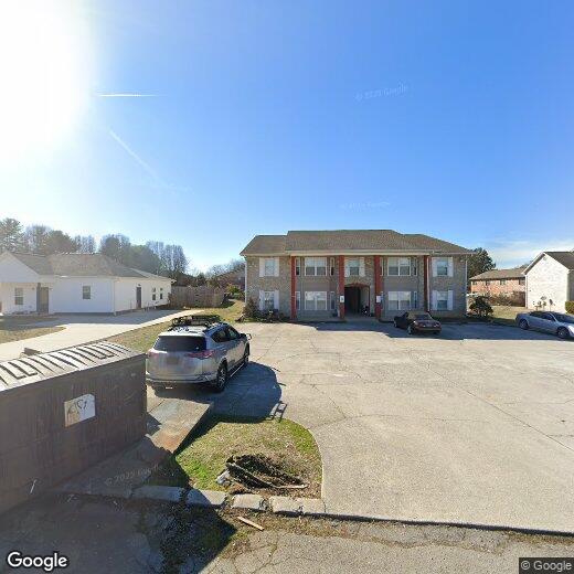 523 Evelyn Ave, Maryville, TN 37801 Condo for Rent in Maryville, TN