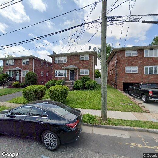 Foto principal - 220 Coolidge St