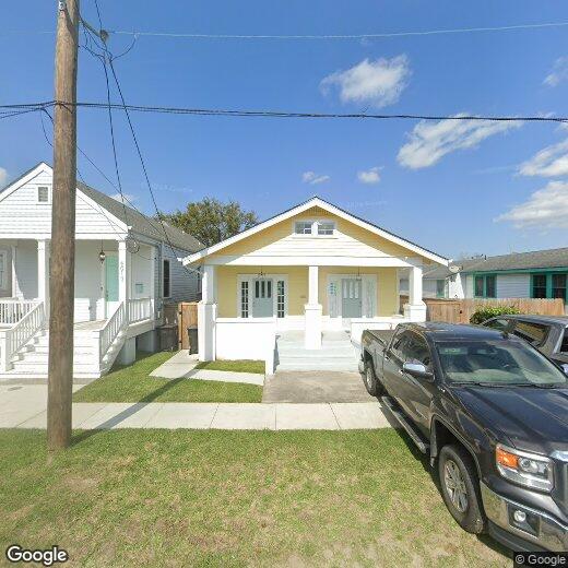 Primary Photo - 6017 Dauphine St
