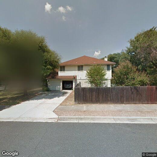 Foto principal - 2900 Lagerway Cove