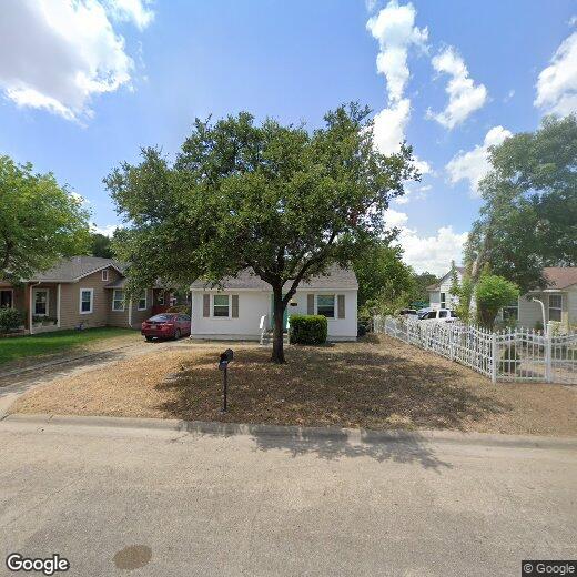 1717 Lawther Dr., River Oaks, TX 76114 House for Rent in River Oaks