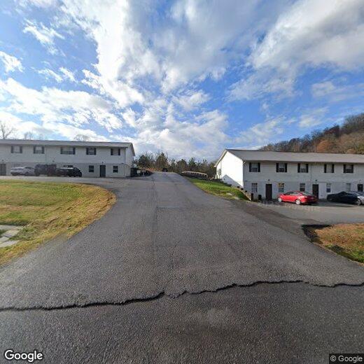 15745 W Andrew Johnson Hwy, Bulls Gap, TN 37711 Room for Rent in