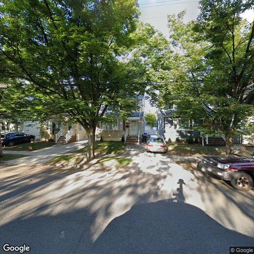 Primary Photo - Junior 4 on Gettysburg Street: Charming On...