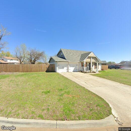 Primary Photo - 703 Highlander Dr