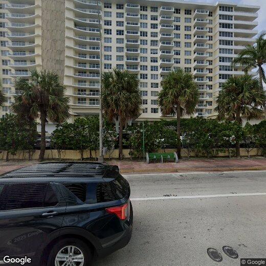 Primary Photo - 5600 Collins Ave