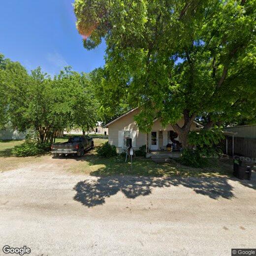 Primary Photo - 709 Garza Ave