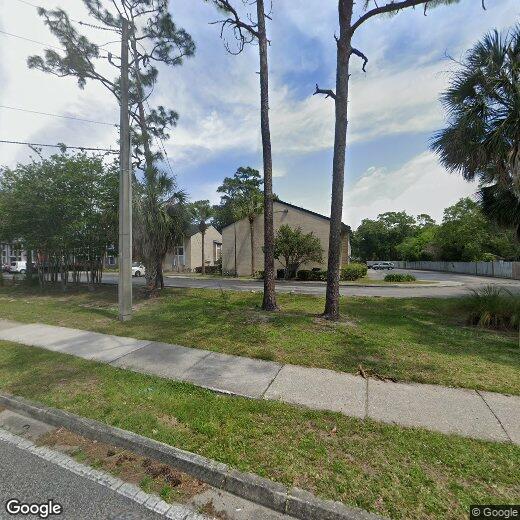 Foto principal - 8849 Old Kings Rd S
