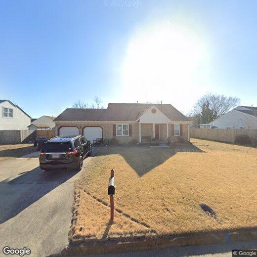Foto principal - 1208 Proust Rd