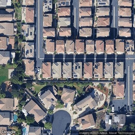 Primary Photo - 706 Banyan Way