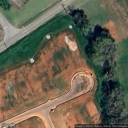 Primary Photo - 143 Longleaf Ln