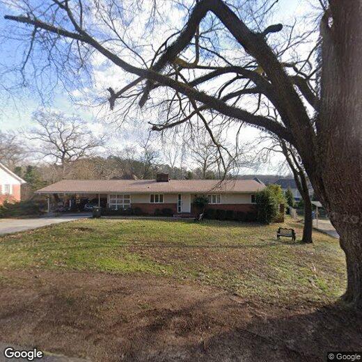 Primary Photo - 1017 Rivermont Pl