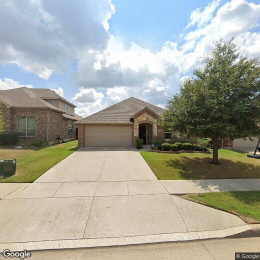 Foto principal - 1616 Bluebird Dr