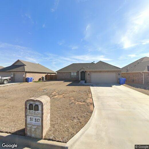 407 Northeast Mountain Meadow Drive, Cache, OK 73527 House for Rent in Cache, OK