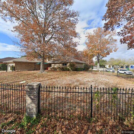 Foto principal - 2400 Kelsey Dr