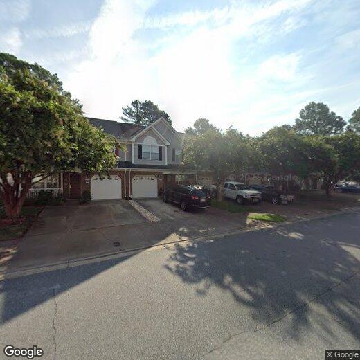 Primary Photo - 821 S Lake Cir