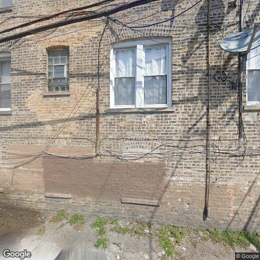 Foto principal - 4715 W Belmont Ave