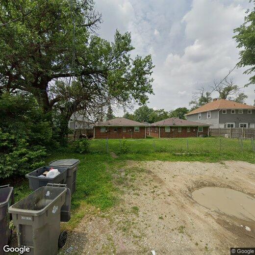 Primary Photo - 617 N Oxford St