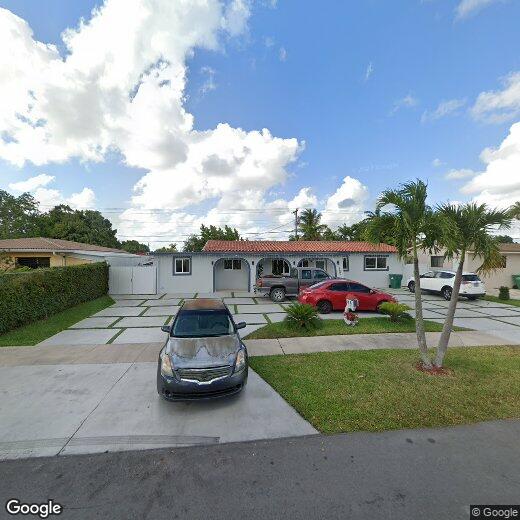 Foto principal - 5801 NW 113th Terrace