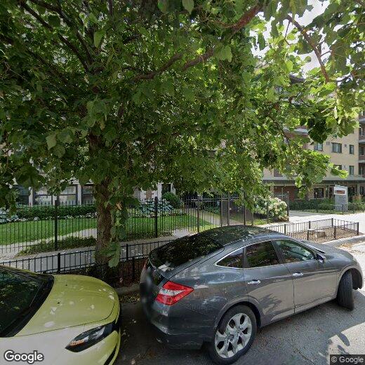 Primary Photo - 520 WEST Stratford PLACE, #1W