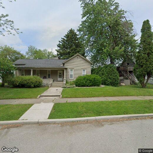 703 Elm St, Valparaiso, IN 46383 House Rental in Valparaiso, IN