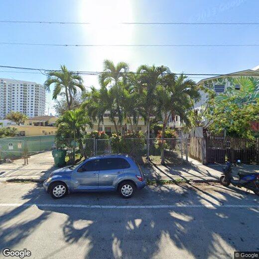 Foto principal - 550 NW 1st St