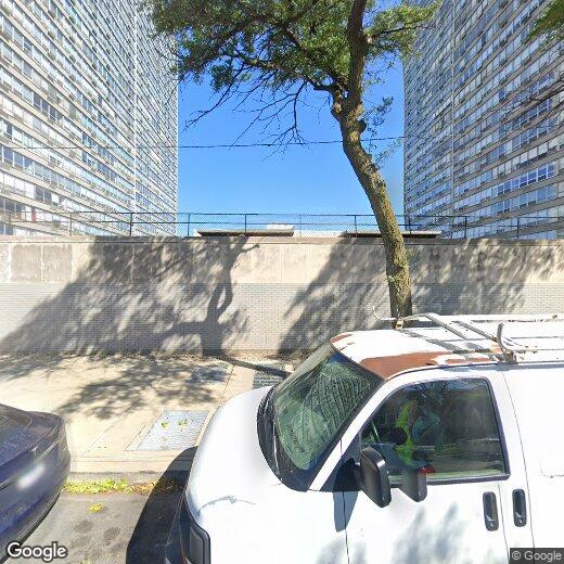 Primary Photo - 4800 S Chicago Beach Dr