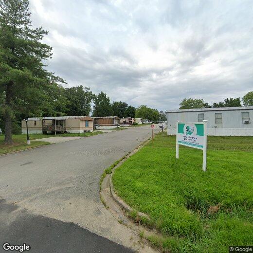 2 br, 2 bath House 100 200 Block of Call... House for Rent in