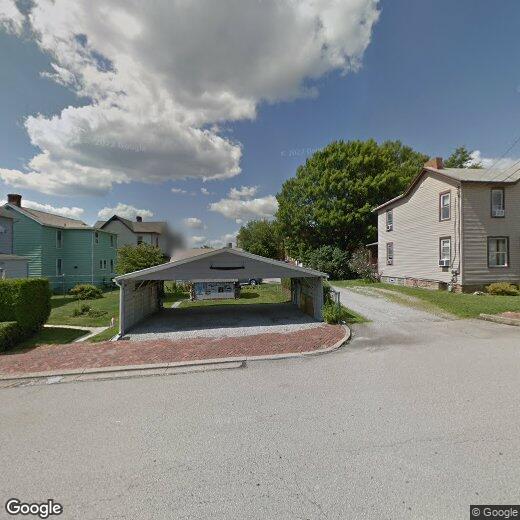 203 Irving Ave, Latrobe, PA 15650 Apartment for Rent in Latrobe, PA