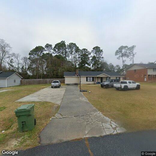 Primary Photo - 4 br, 2 bath House - 820 Robin Hood Trl