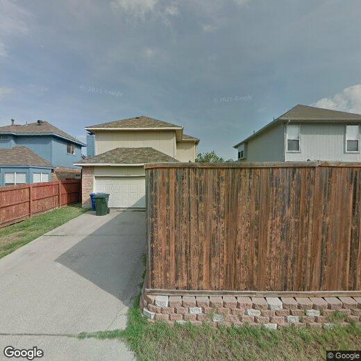 Foto principal - 2108 Arbor Creek Dr