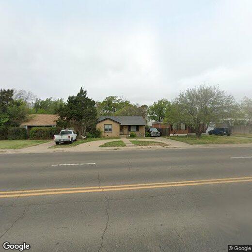 Foto principal - 3004 S Washington St