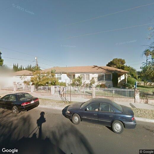 Primary Photo - 5803 Cartwright Ave