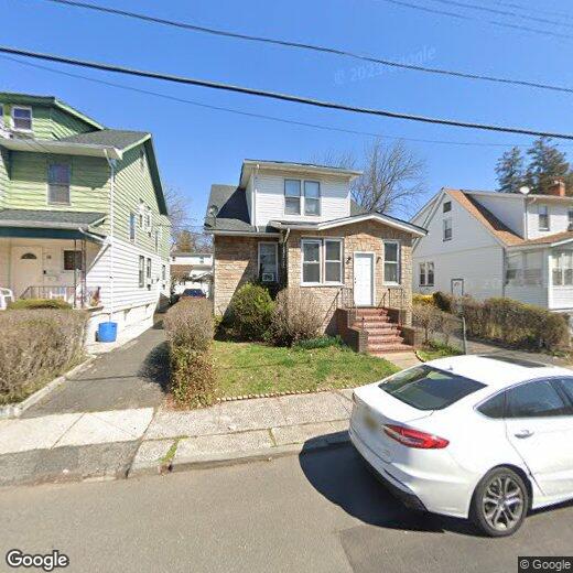 Primary Photo - 24 Oakland St