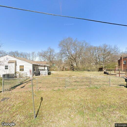 Primary Photo - 3008 Louise Dr